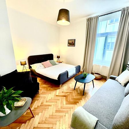Apartments By Jacob プラハ エクステリア 写真
